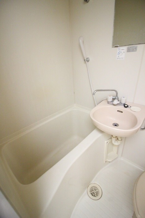 物件内観写真10　(バス／シャワールーム等)