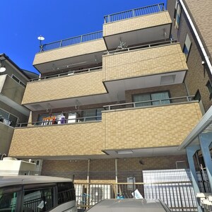 ドミールタカハシ外観写真