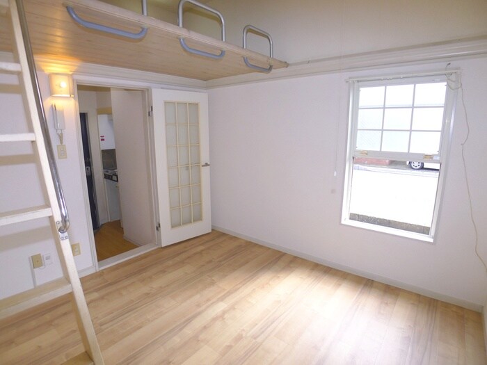 物件内観写真5　(居室)