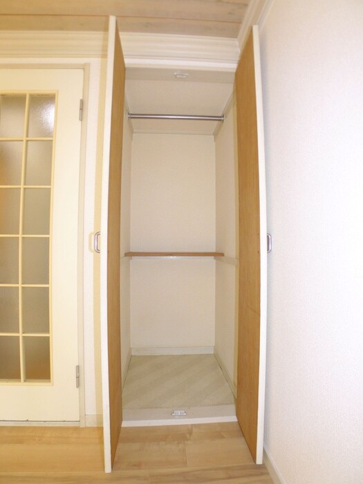 物件内観写真7　(収納)