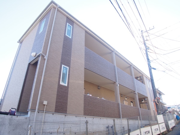 建築中