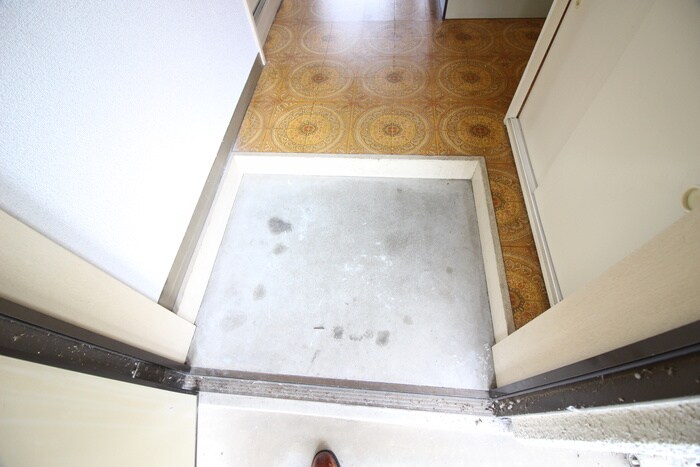 物件内観写真11　(玄関)