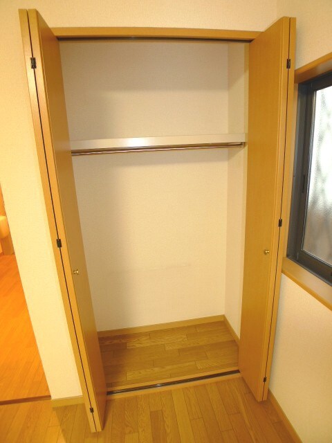 物件内観写真7　(収納)