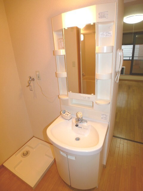 物件内観写真9　(洗面)