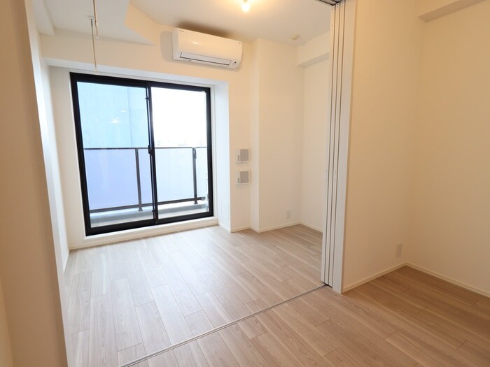 物件内観写真9　(居室)