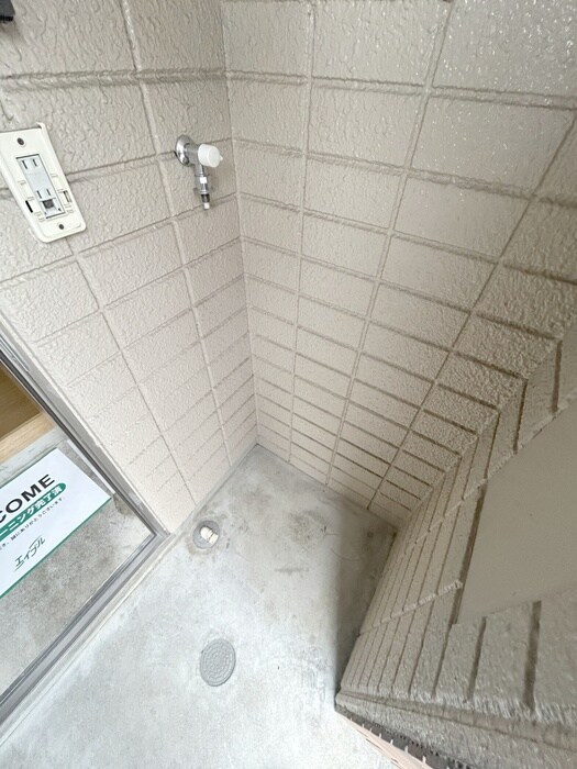 物件内観写真13　(洗濯機置場)