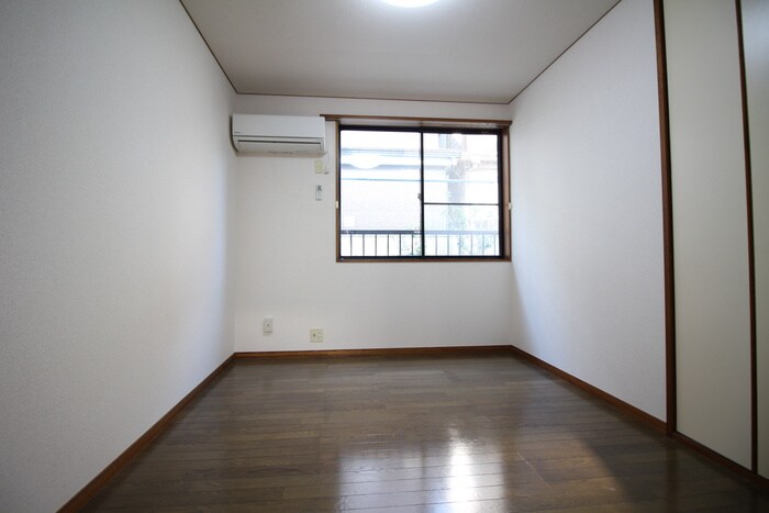 物件内観写真10　(居室)