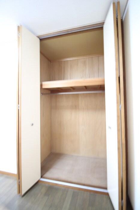 物件内観写真11　(収納)