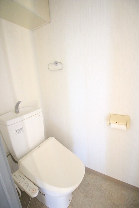 物件内観写真14　(トイレ)