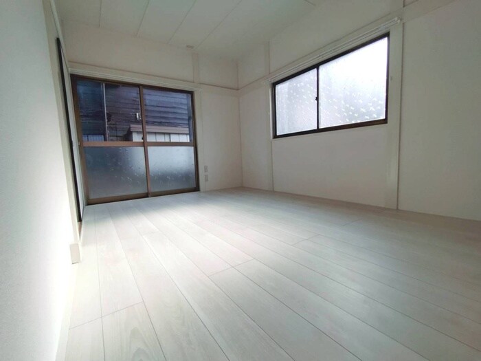 物件内観写真13　(居室)