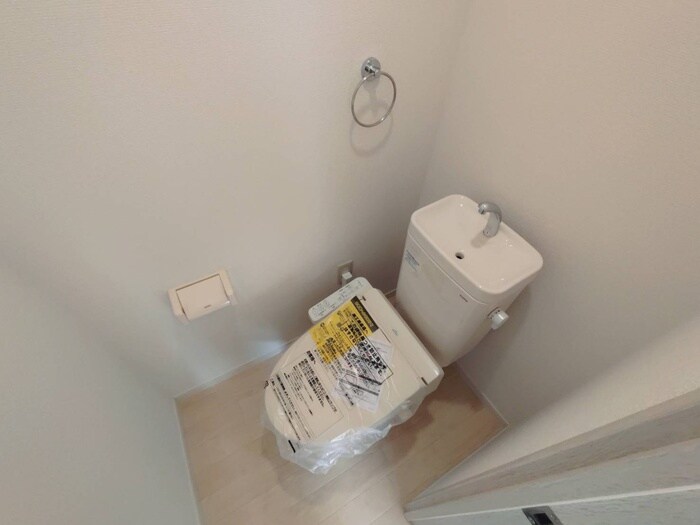 物件内観写真15　(トイレ)