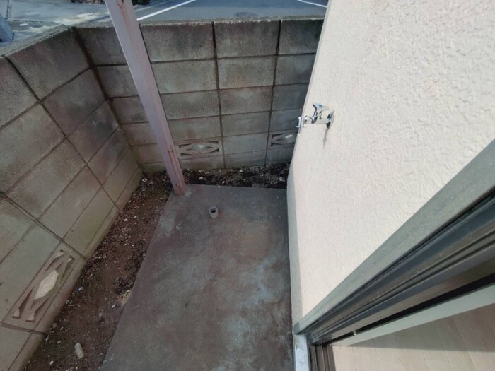 物件内観写真22　(洗濯機置場)