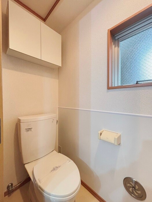 物件内観写真9　(トイレ)