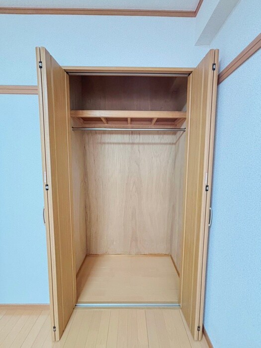 物件内観写真11　(収納)