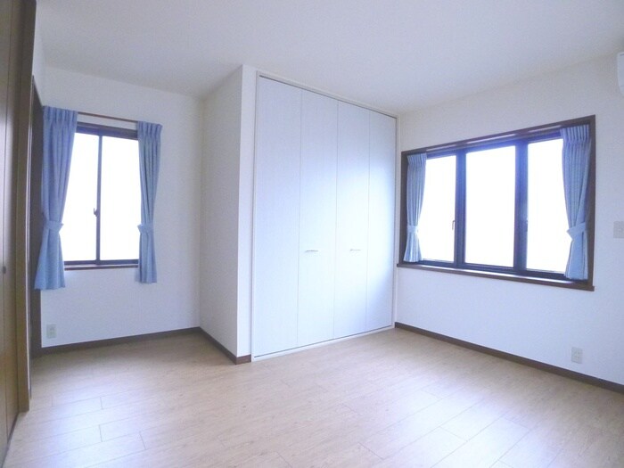 物件内観写真9　(居室)