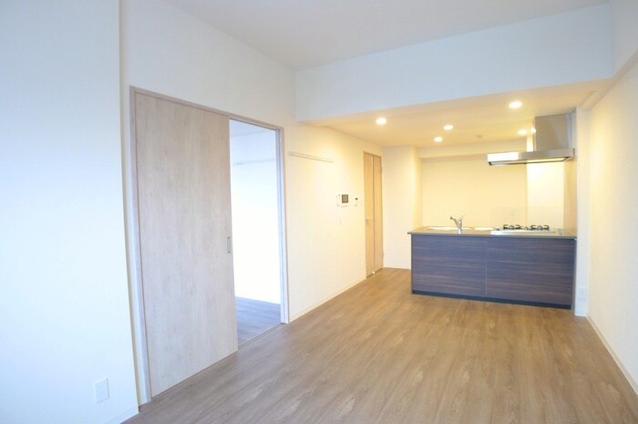 物件内観写真10　(内観写真)