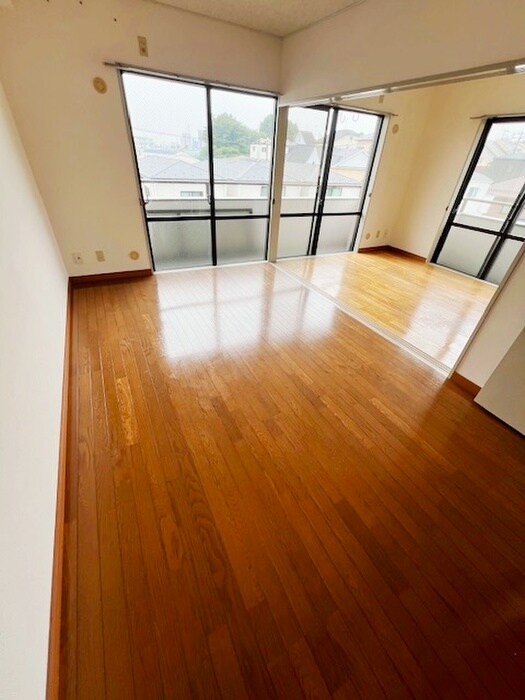 物件内観写真8　(居室)