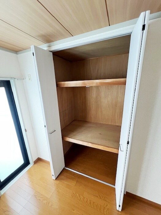 物件内観写真10　(収納)