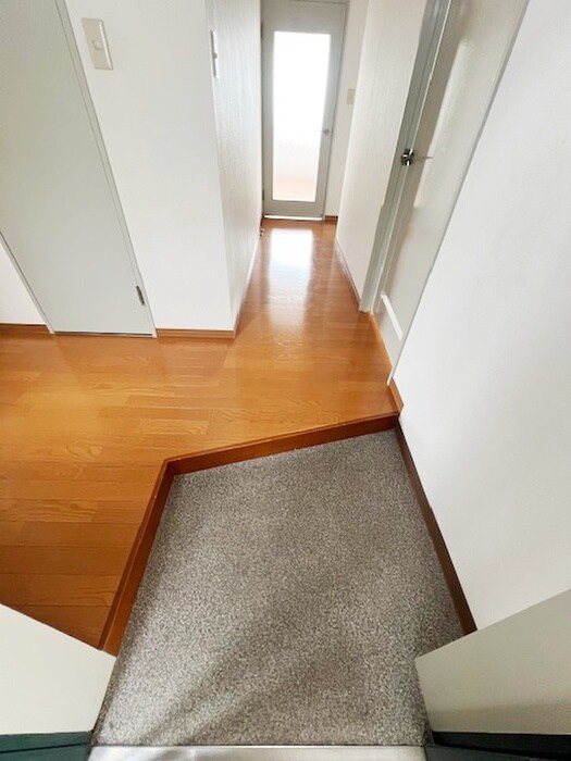 物件内観写真15　(玄関)