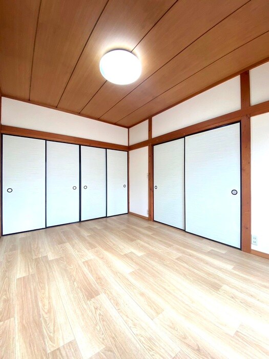 物件内観写真8　(居室)