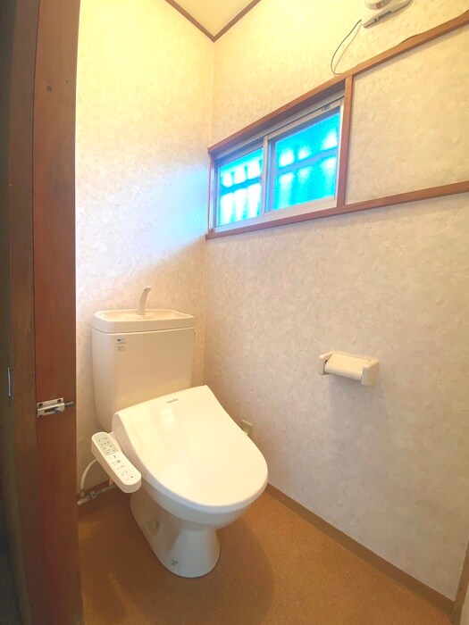 物件内観写真11　(トイレ)