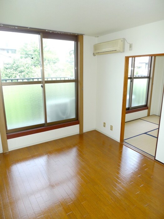 物件内観写真5　(居室)