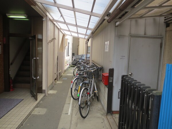 駐輪場