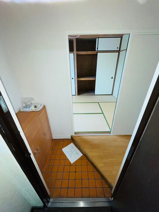 物件内観写真22　(玄関)