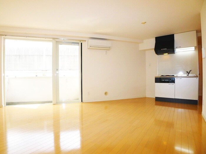 物件内観写真4　(居室)