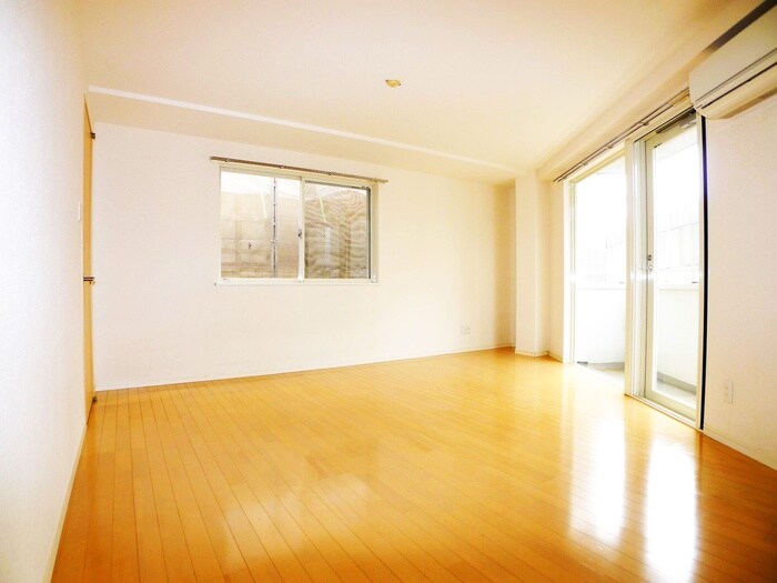 物件内観写真5　(居室)