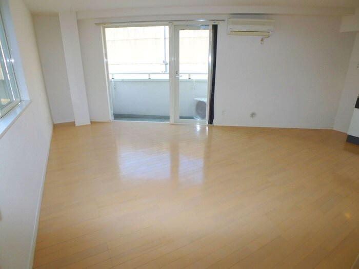 物件内観写真18　(居室)