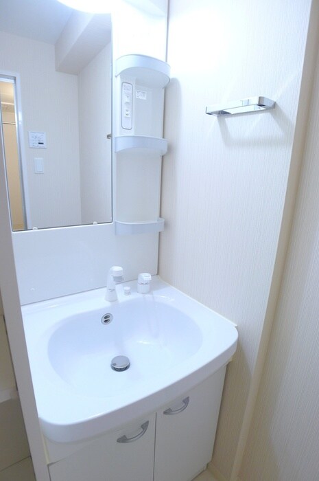 物件内観写真11　(洗面)