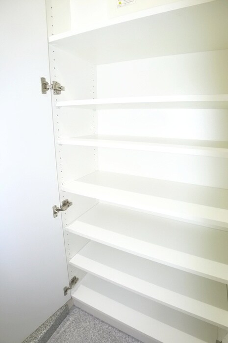 物件内観写真20　(靴箱)