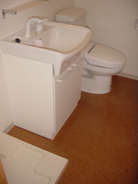 物件内観写真9　(洗面)