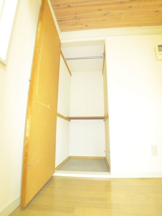 物件内観写真15　(収納)