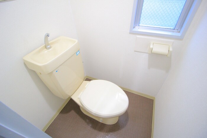 物件内観写真15　(トイレ)