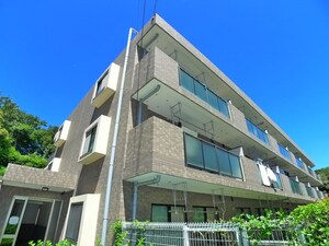 サンフェスタ山手台外観写真