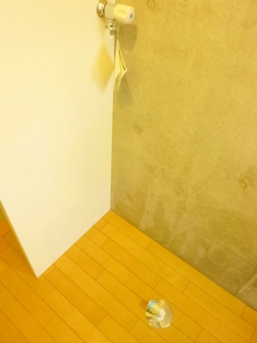 物件内観写真14　(洗濯機置場)