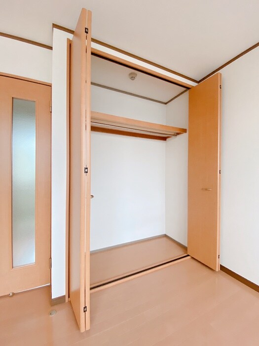 物件内観写真10　(収納)