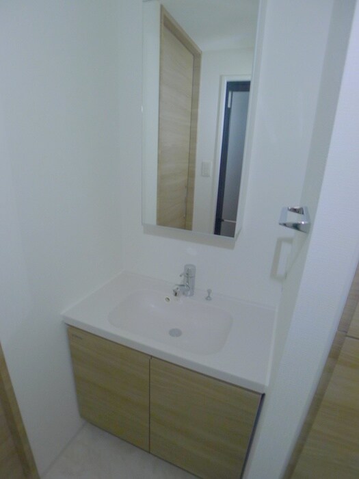 物件内観写真11　(洗面)