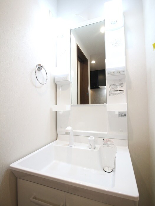 物件内観写真13　(洗面)