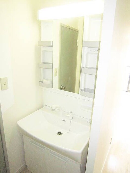 物件内観写真13　(洗面)