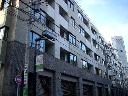 パ－クリュクス初台(208)外観写真