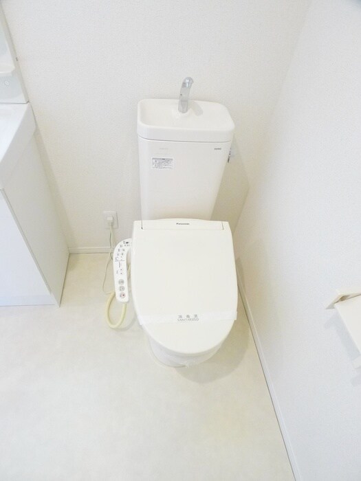 物件内観写真14　(トイレ)