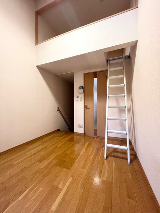 物件内観写真11　(居室)