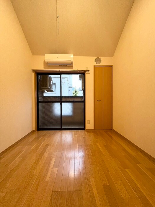 物件内観写真12　(居室)