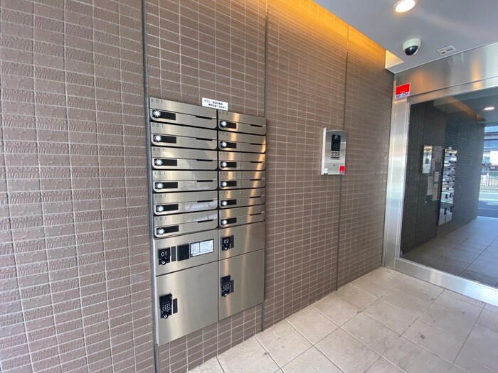 物件外観写真6　(建物設備)