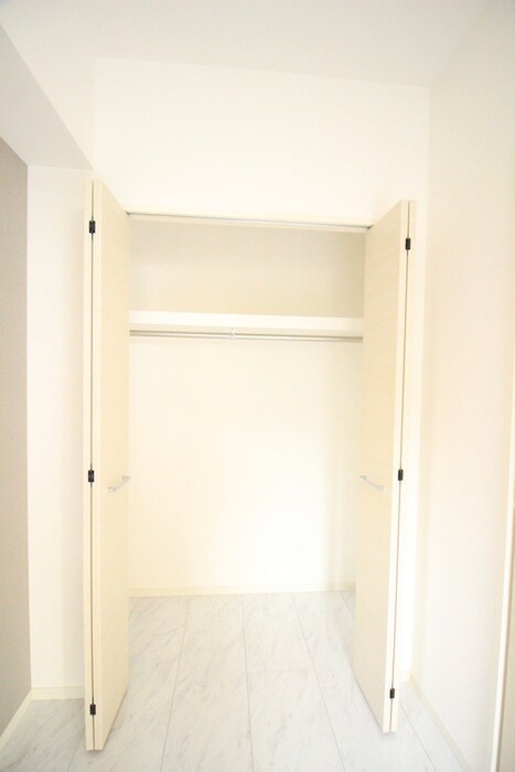 物件内観写真11　(収納)