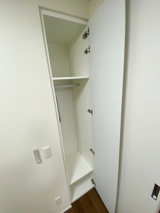 物件内観写真16　(収納)