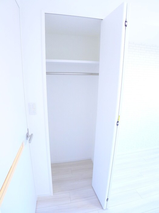物件内観写真8　(収納)